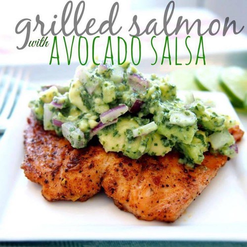 GRILLED SALMON WITH AVOCADO SALSA