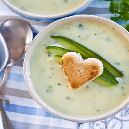 CREAMY CUCUMBER SOUP