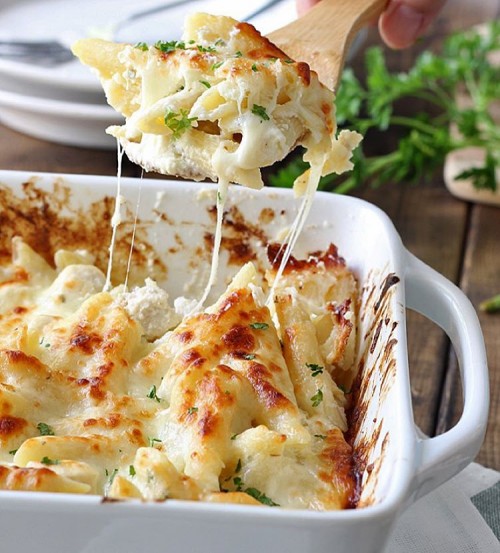 Chicken Alfredo Pasta Bake