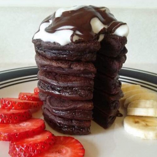 Brownie Batter Protein Pancakes