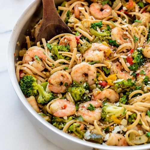 Healthy Garlic Shrimp Pasta