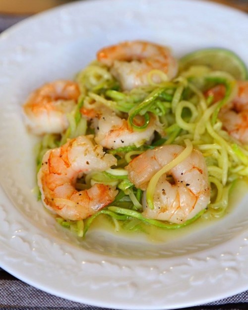 SKINNY SHRIMP SCAMPI WITH ZUCCHINI NOODLES