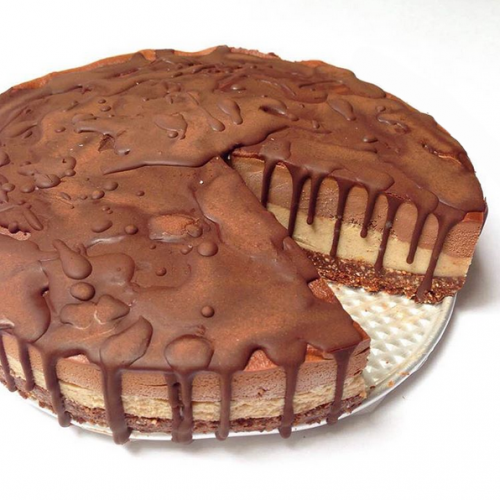Raw Vegan Chocolate Caramel Cheesecake