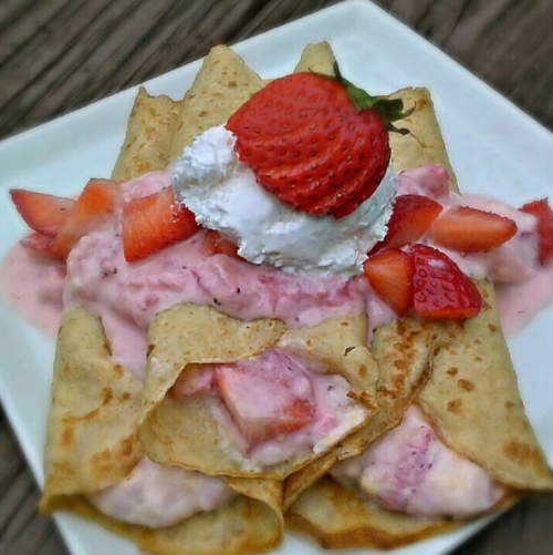 Strawberries and Creme Crepes