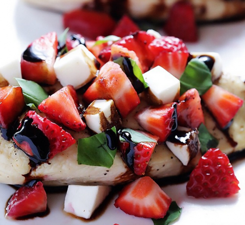 STRAWBERRY BALSAMIC CHICKEN