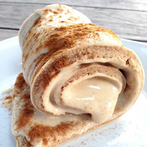 The NO FLOUR Protein Cinnamon Roll