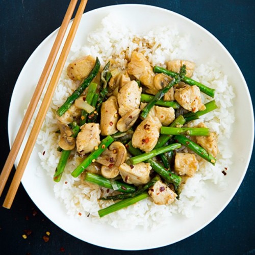 Ginger Chicken Stir-Fry with Asparagus
