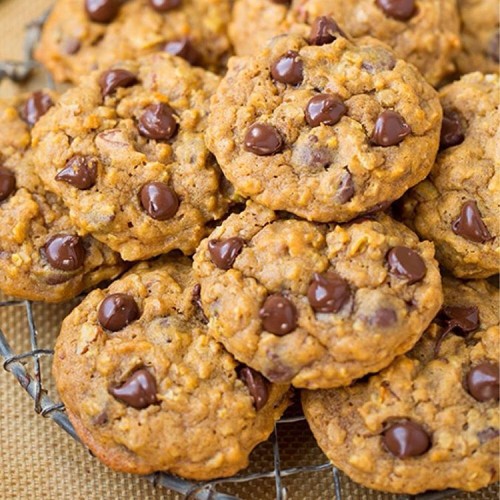 Pumpkin-Oat Chocolate Chip Cookies