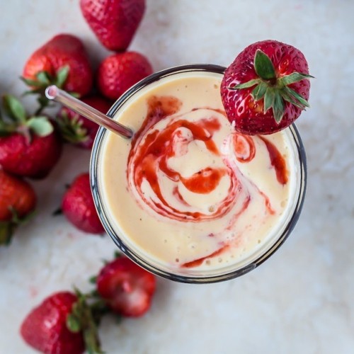 Strawberry Banana-Mango Lava Flow