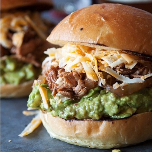 Shredded BBQ Chicken Burgers