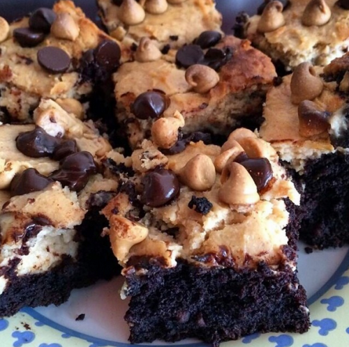 Healthy Chocolate Peanut Butter Cup Cheesecake Brownies