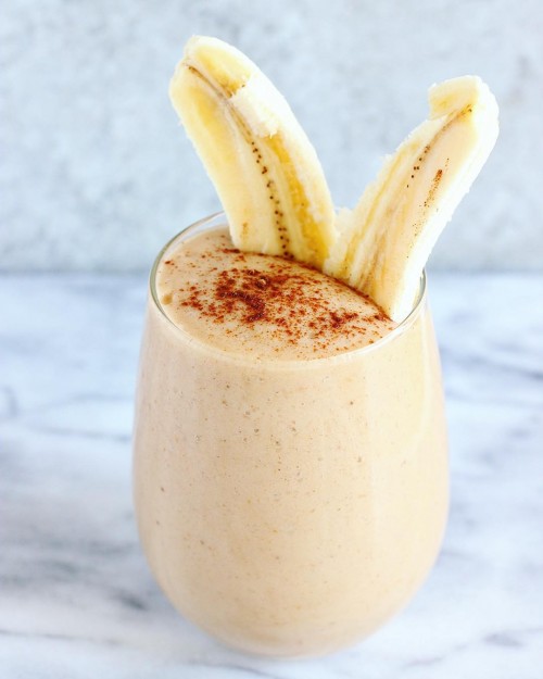 Healthy banana smoothie