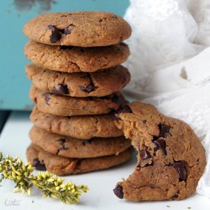 Healthier Vegan Chocolate Chip Cookies
